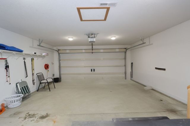 1111 Bogey Drive, Ontario, OH 44906