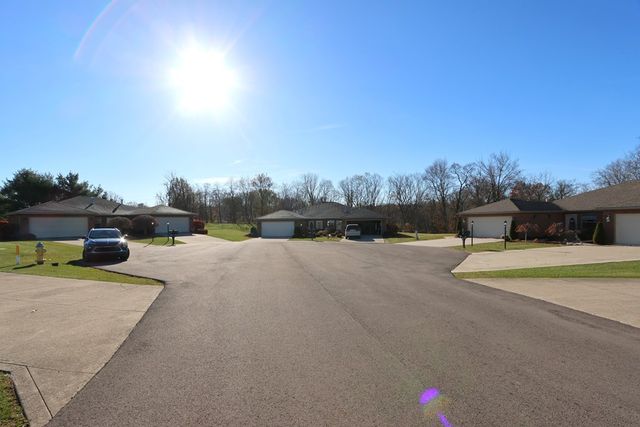 1111 Bogey Drive, Ontario, OH 44906