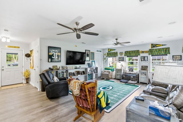 115 Purdy St, Ridgeland, SC 29936