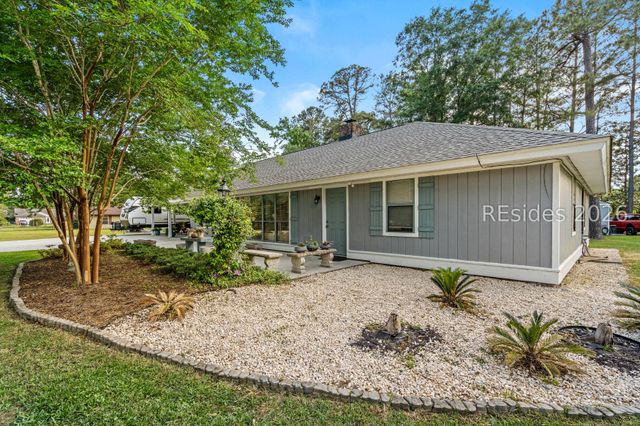 115 Purdy St, Ridgeland, SC 29936
