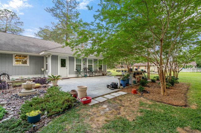 115 Purdy St, Ridgeland, SC 29936
