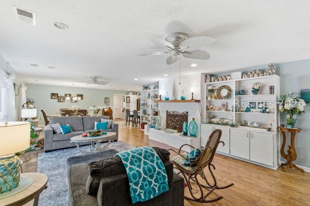 115 Purdy St, Ridgeland, SC 29936
