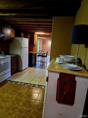 7393 US Hwy 160 West, Doniphan, MO 63935