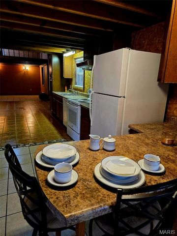 7393 US Hwy 160 West, Doniphan, MO 63935