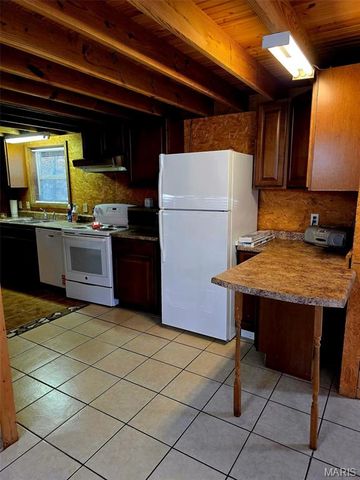 7393 US Hwy 160 West, Doniphan, MO 63935