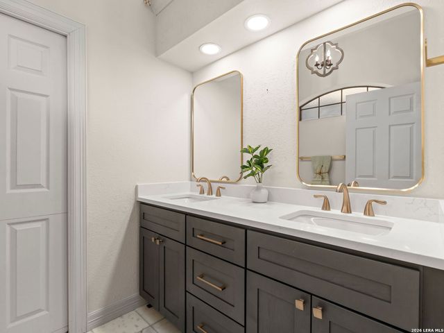 4 Waterford, San Antonio, TX 78257