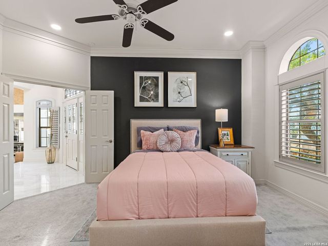 4 Waterford, San Antonio, TX 78257