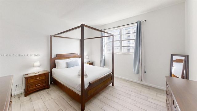 4001 S Ocean Dr PH7, Hollywood, FL 33019