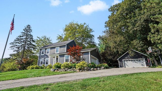 9712 Timber Hill Court, Dexter Twp, MI 48130