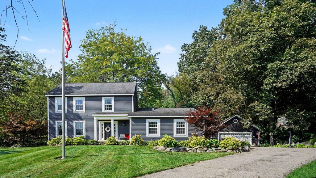 9712 Timber Hill Court, Dexter Twp, MI 48130