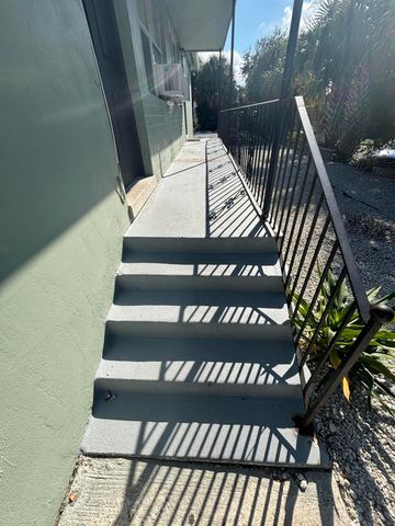 812 10th Street A, West Palm Beach, FL 33401