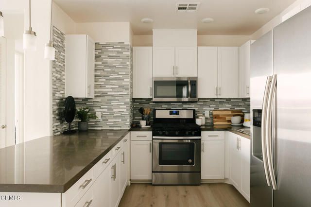 124 W Colorado Street 307, Glendale, CA 91204