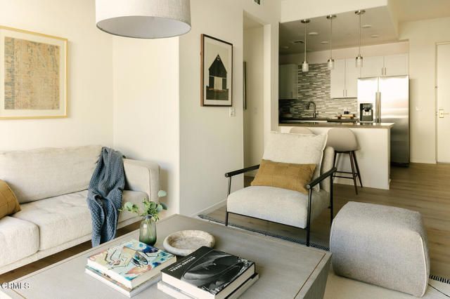 124 W Colorado Street 307, Glendale, CA 91204