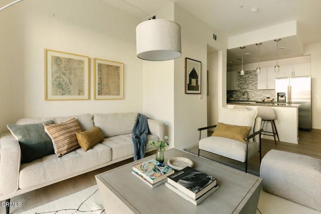 124 W Colorado Street 307, Glendale, CA 91204