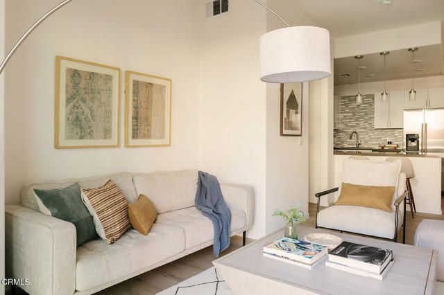 124 W Colorado Street 307, Glendale, CA 91204