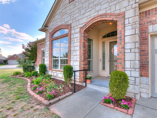 4100 Queensbury Court, Norman, OK 73072