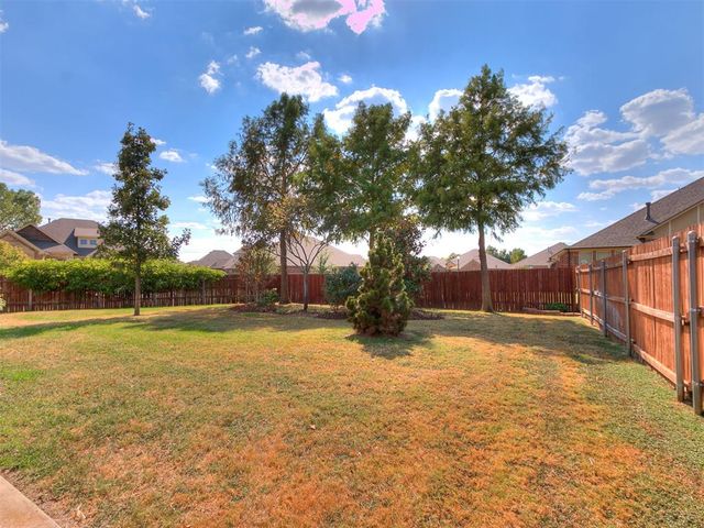 4100 Queensbury Court, Norman, OK 73072