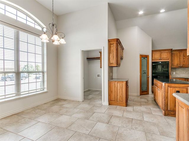 4100 Queensbury Court, Norman, OK 73072