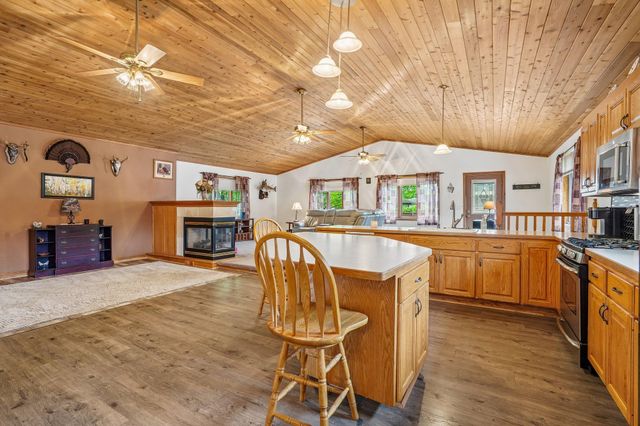 2908 Roosevelt Street NE, Saint Anthony, MN 55418