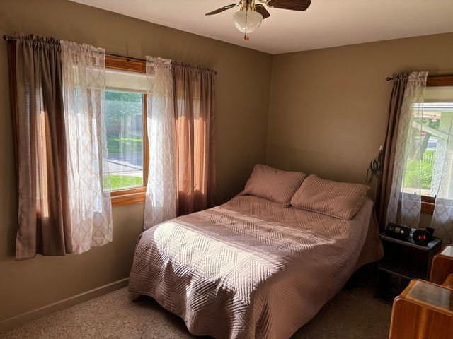 2908 Roosevelt Street NE, Saint Anthony, MN 55418