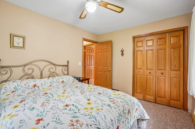 2908 Roosevelt Street NE, Saint Anthony, MN 55418