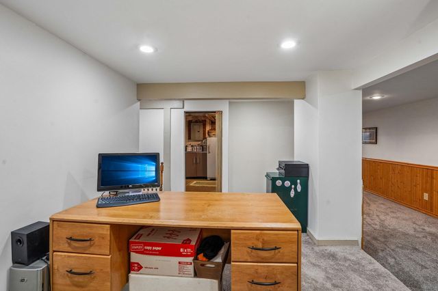 2908 Roosevelt Street NE, Saint Anthony, MN 55418