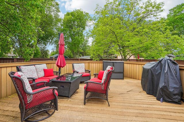 2908 Roosevelt Street NE, Saint Anthony, MN 55418