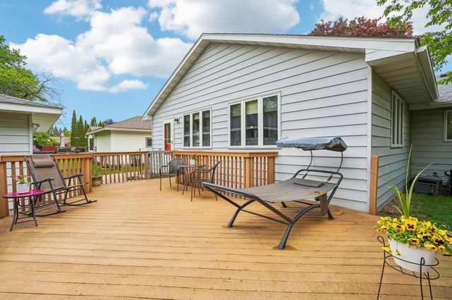 2908 Roosevelt Street NE, Saint Anthony, MN 55418