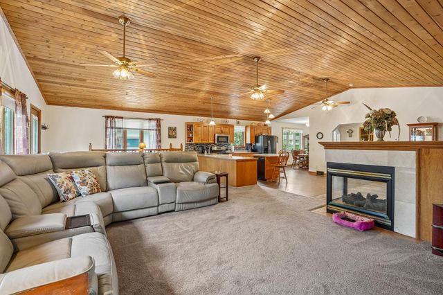 2908 Roosevelt Street NE, Saint Anthony, MN 55418