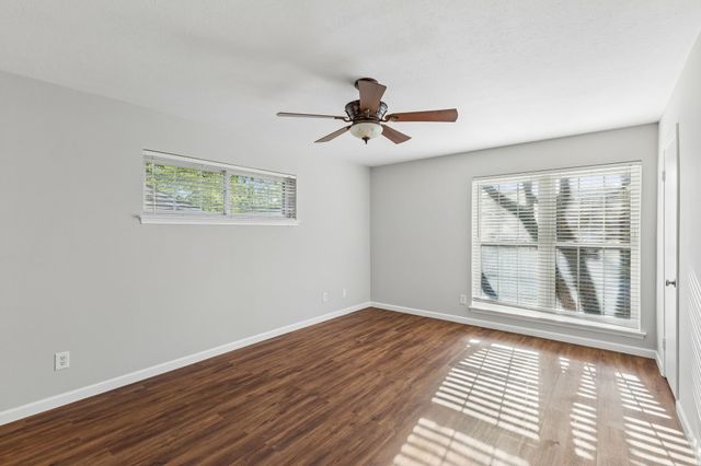 7023 Kingsbury Drive, Dallas, TX 75231