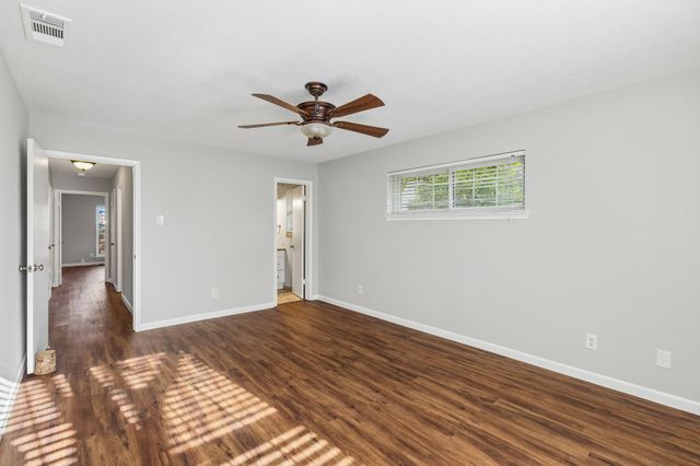 7023 Kingsbury Drive, Dallas, TX 75231