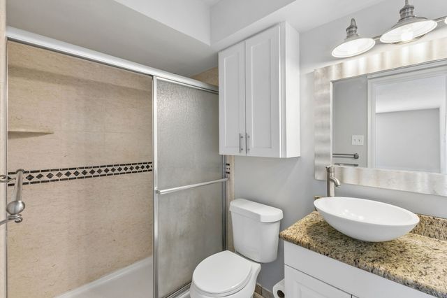 7023 Kingsbury Drive, Dallas, TX 75231