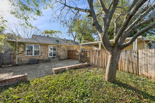 7023 Kingsbury Drive, Dallas, TX 75231