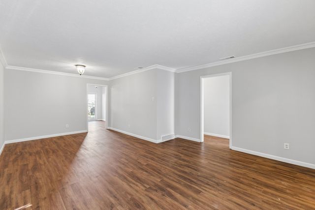 7023 Kingsbury Drive, Dallas, TX 75231