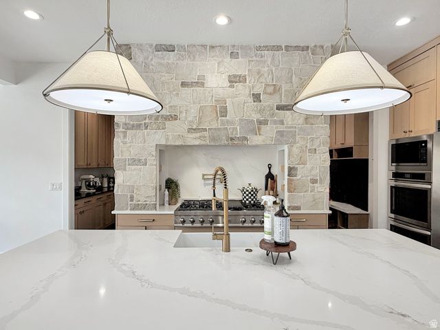 1230 W CARIBOU CT, Pleasant View, UT 84414