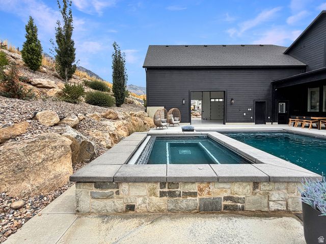 1230 W CARIBOU CT, Pleasant View, UT 84414
