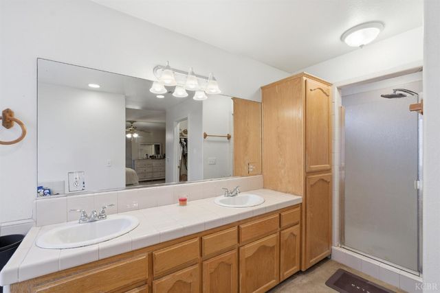 505 Westgate Place, Lemoore, CA 93245