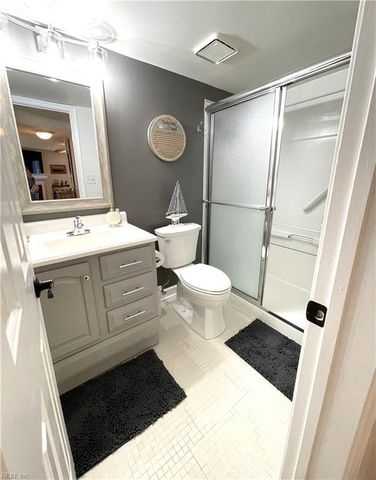 512 24th St Apt 203, Virginia Beach, VA 23451