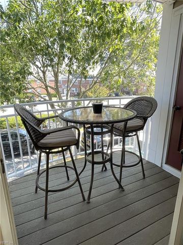 512 24th St Apt 203, Virginia Beach, VA 23451