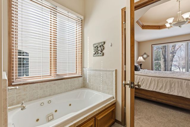 8701 W Northridge Ct, Wichita, KS 67205