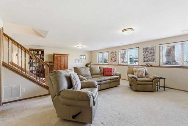 8701 W Northridge Ct, Wichita, KS 67205