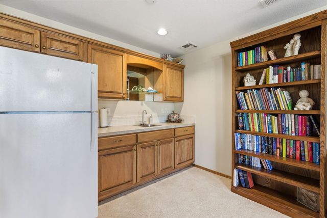 8701 W Northridge Ct, Wichita, KS 67205