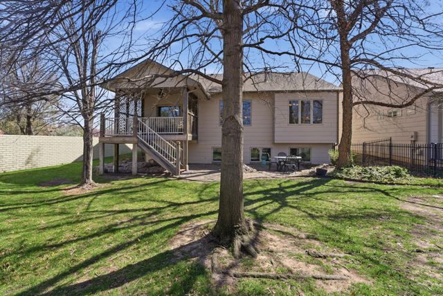 8701 W Northridge Ct, Wichita, KS 67205