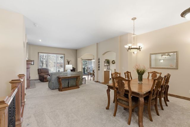 8701 W Northridge Ct, Wichita, KS 67205