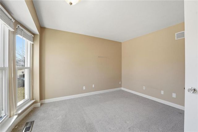 6114 Greenwood Street, Shawnee, KS 66216