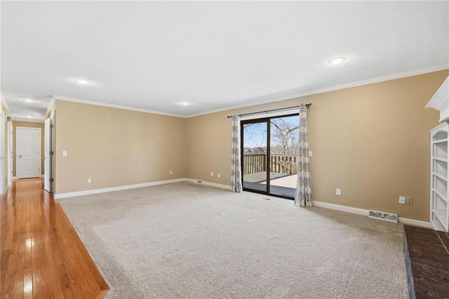 6114 Greenwood Street, Shawnee, KS 66216