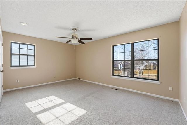 6114 Greenwood Street, Shawnee, KS 66216