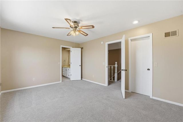 6114 Greenwood Street, Shawnee, KS 66216