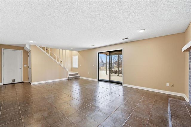 6114 Greenwood Street, Shawnee, KS 66216