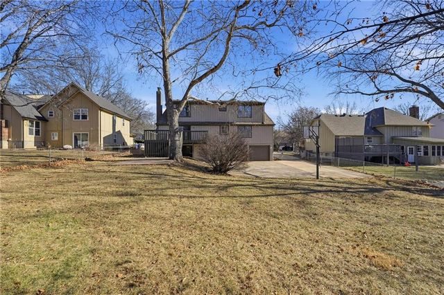 6114 Greenwood Street, Shawnee, KS 66216